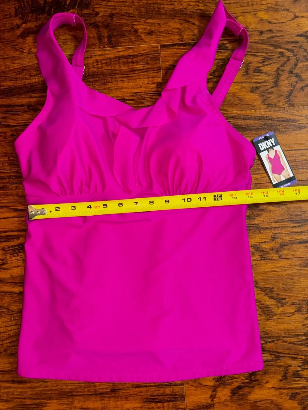 DKNY NWT Bright Fuchsia Tankini Women’s XXL Ruffled Padded V-Neck Swim Tank Top